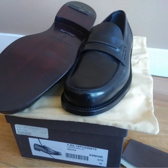 Genuine Louis Vuitton Loafer , UK 7.5 - Picture 3 of 8